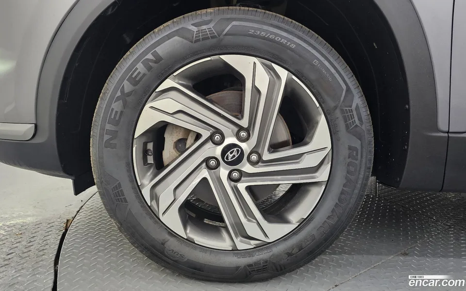 Hyundai SantaFe 2.2 4WD 2023 — миниатюра 5