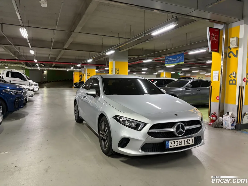 Mercedes-Benz A-Class A220 2023 — миниатюра 2
