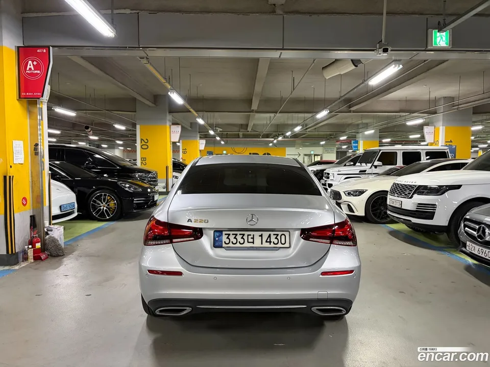 Mercedes-Benz A-Class A220 2023 — миниатюра 4