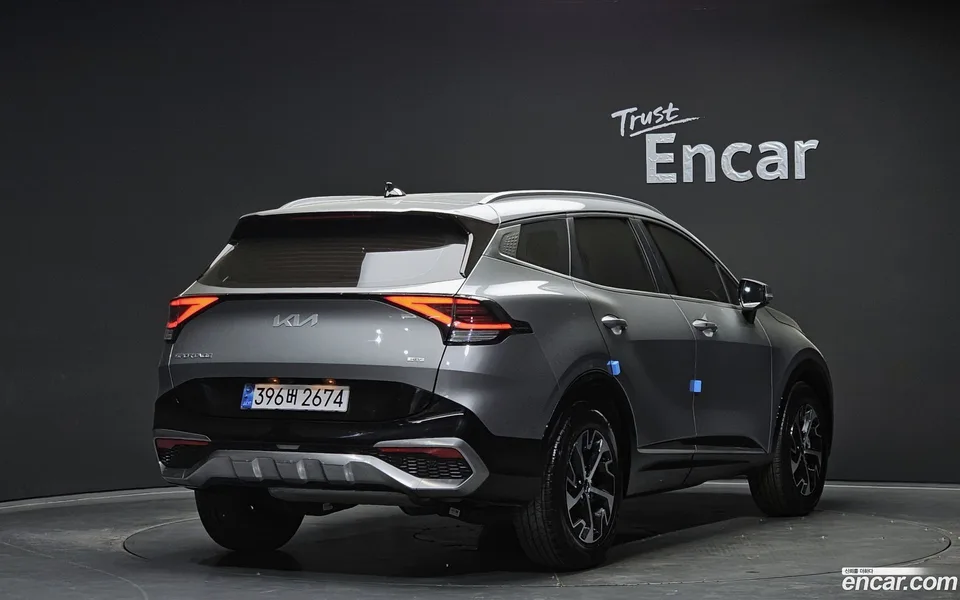 Kia Sportage Hybrid 2WD 2022 — миниатюра 2