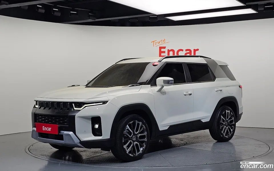 KG Mobility Torres 1.5 2WD 2022 — фото 1, купить с доставкой в Москву