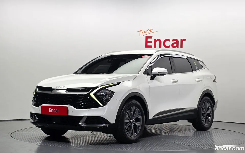 Kia Sportage 1.6 2WD 2022 — фото 1, купить с доставкой в Москву
