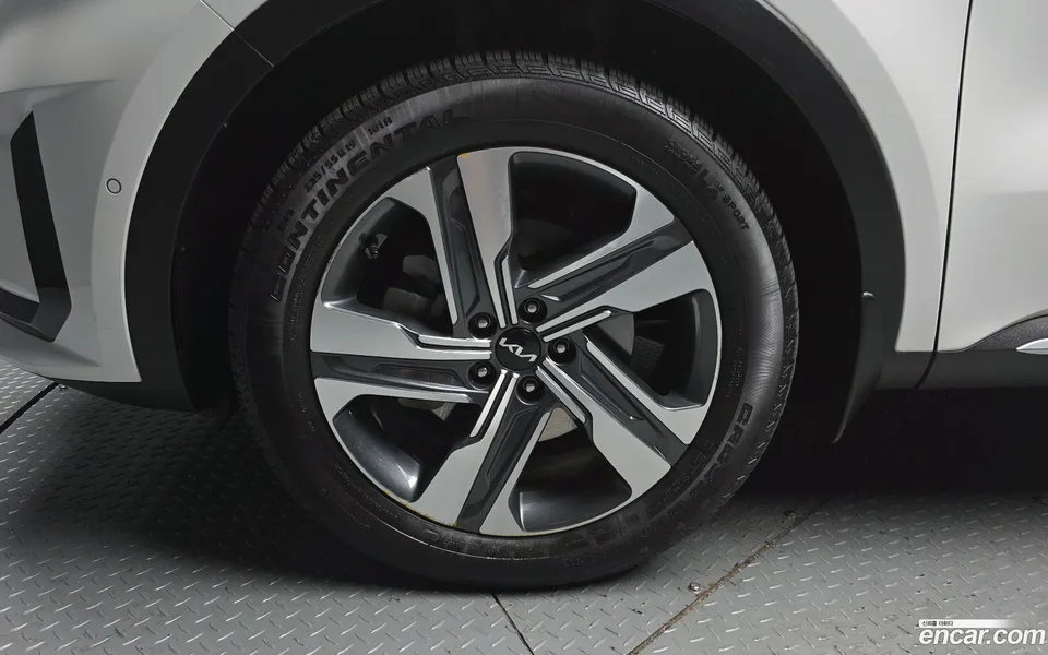 Kia Sorento HEV 1.6 2WD 2022 — миниатюра 5