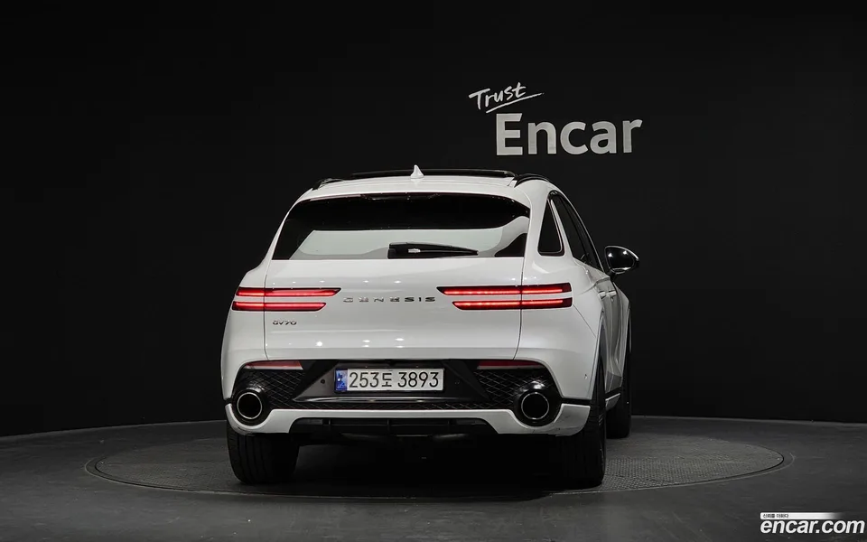 Genesis GV70 2.5T 2WD 2023 — миниатюра 4