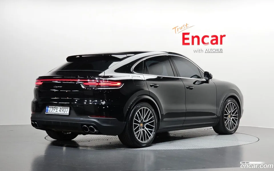 Porsche Cayenne 3.0 2023 — миниатюра 2