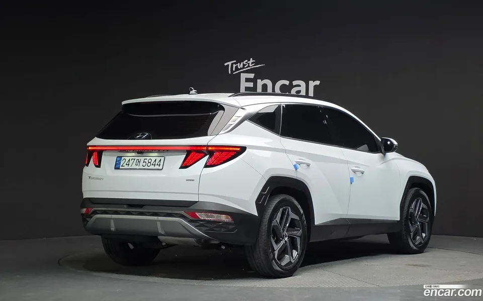 Hyundai Tucson 2.0 4WD 2022 — миниатюра 2