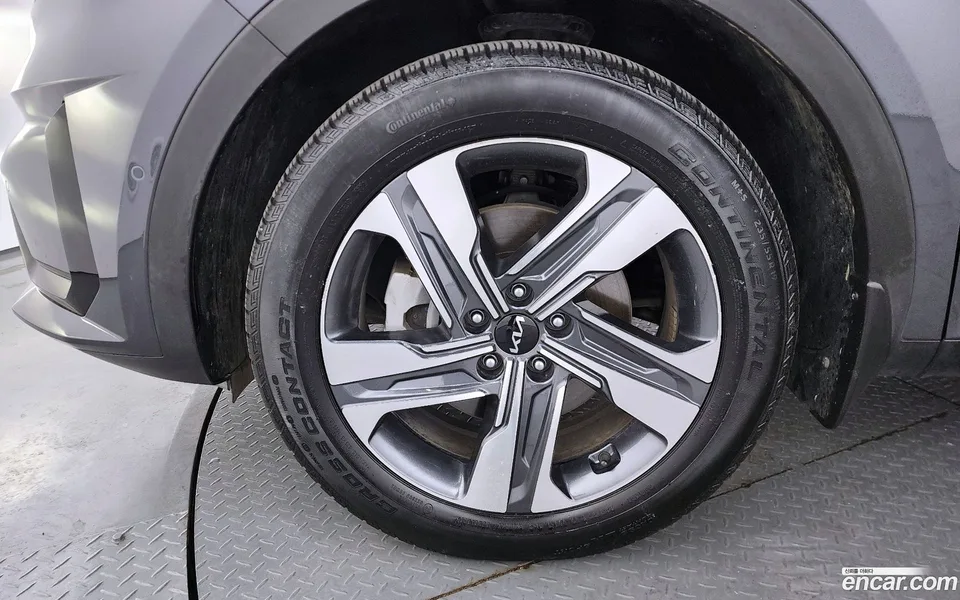 Kia Sorento HEV 1.6 2WD 2022 — миниатюра 5