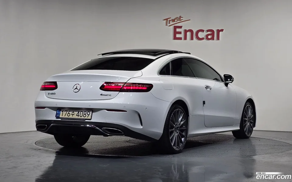 Mercedes-Benz E-Class E450 4MATIC 2022 — миниатюра 2