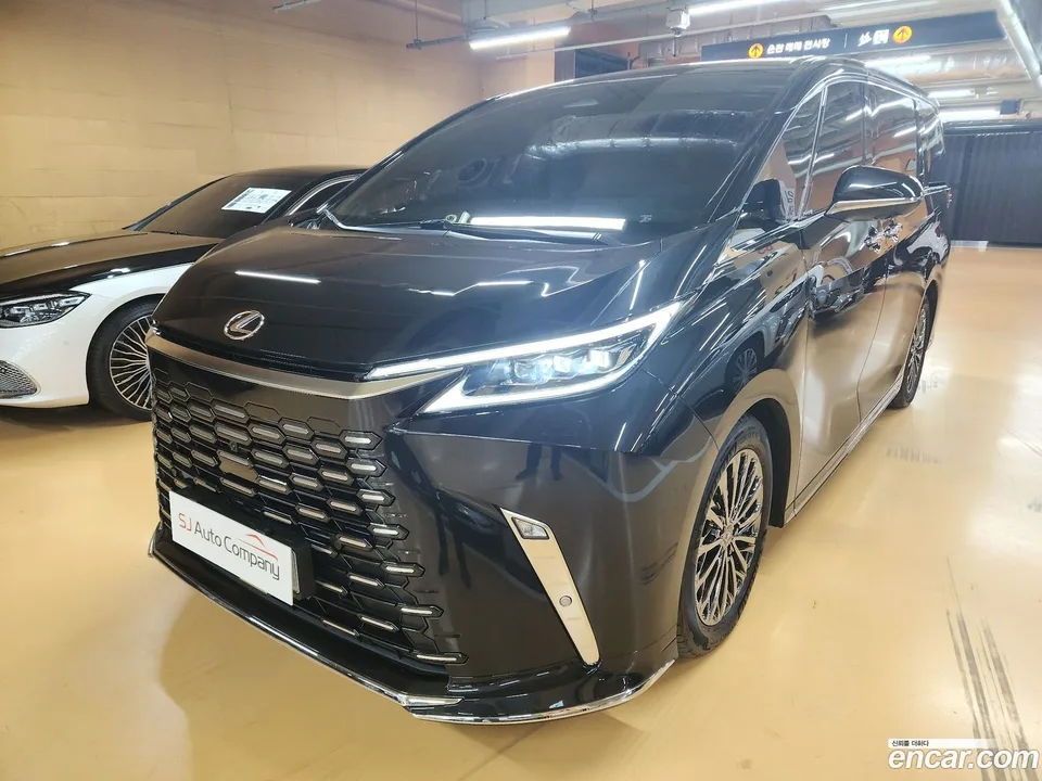 Lexus LM 500h 2024 — миниатюра 2