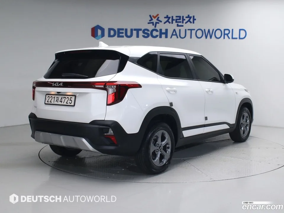 Kia Seltos 2.0 2WD 2024 — миниатюра 2