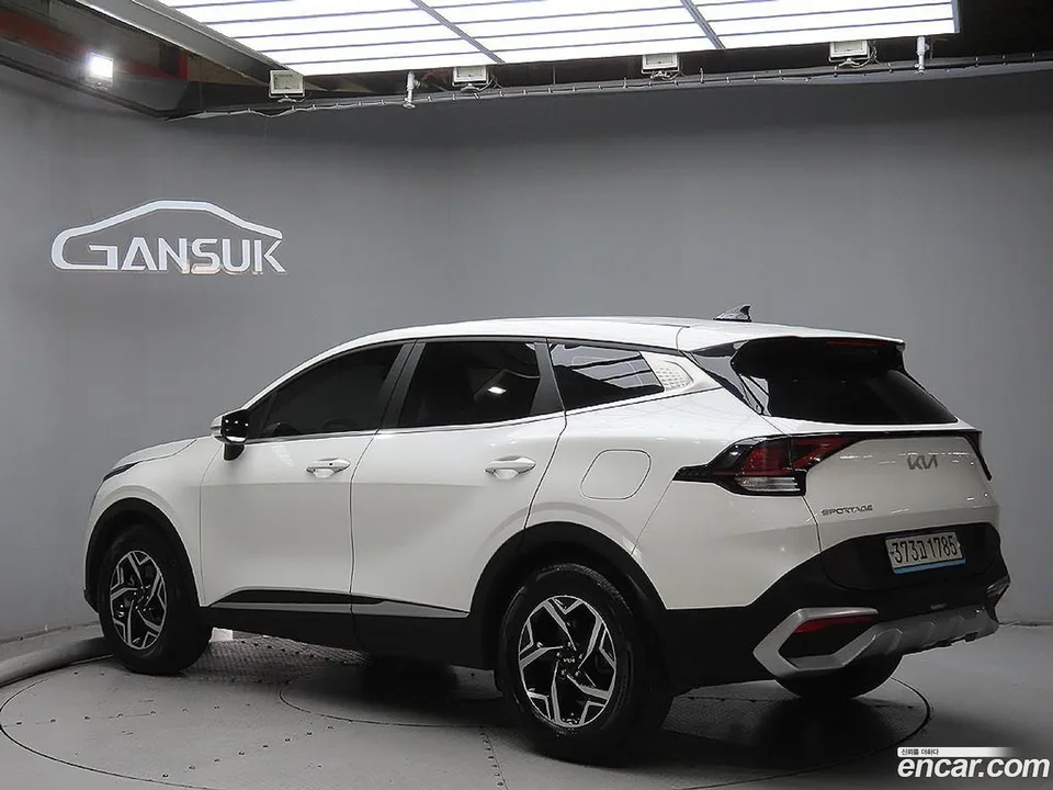 Kia Sportage 1.6 2WD 2022 — миниатюра 2