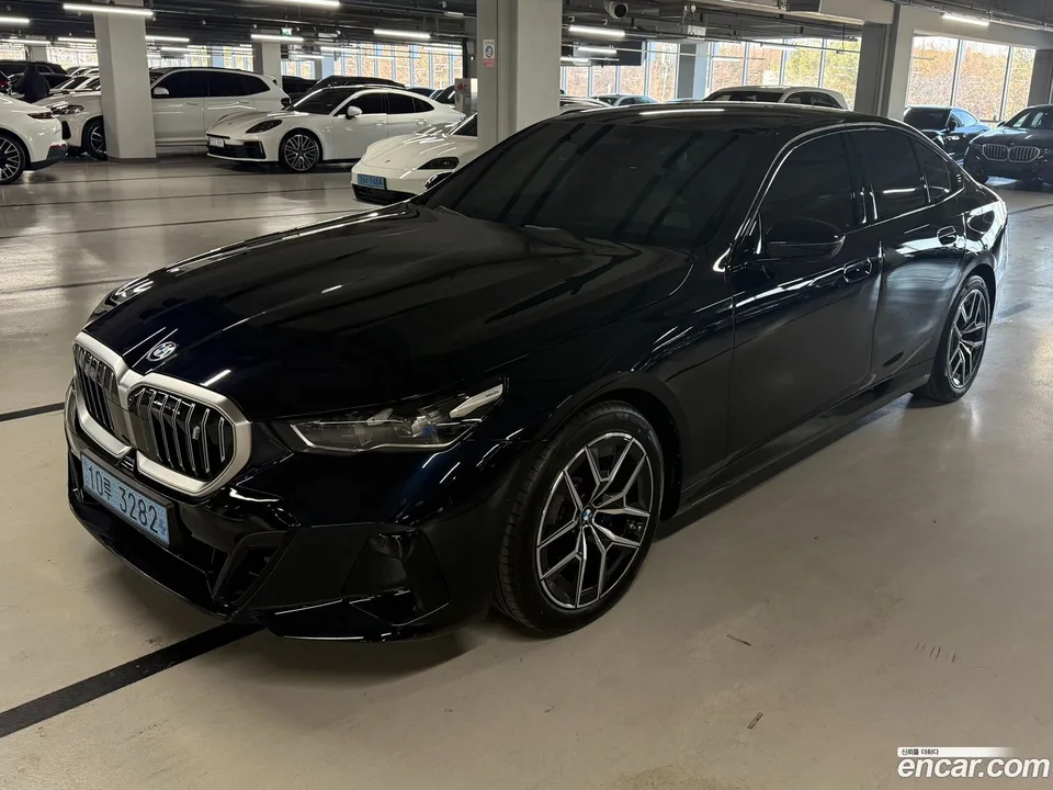 BMW i5 eDrive 40 M 2026 — миниатюра 2