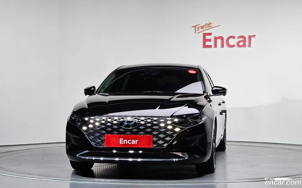 Hyundai Grandeur IG Hybrid 2022 — миниатюра 3