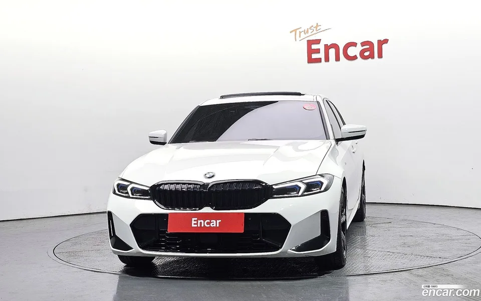 BMW 3 Series 320i M 2025 — миниатюра 3
