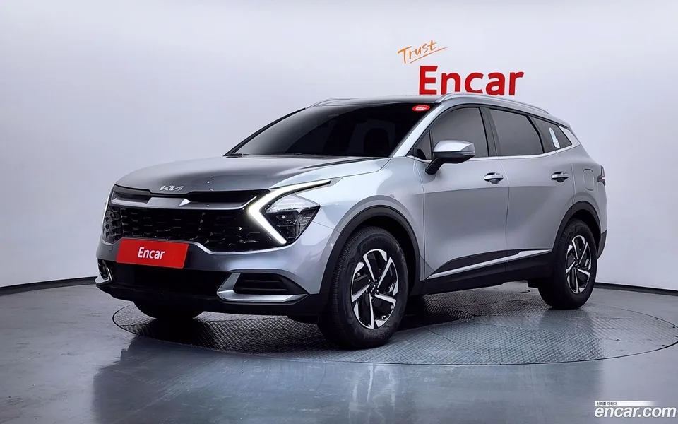 Kia Sportage Hybrid 2WD 2024 — фото 1, купить с доставкой в Москву