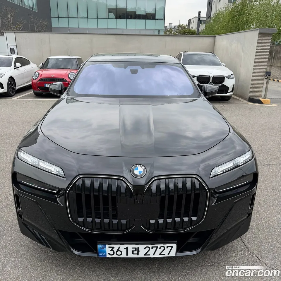 BMW 7 Series 740d xDrive M 2025 — миниатюра 3