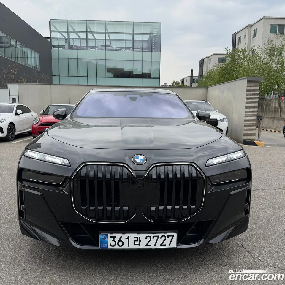 BMW 7 Series 740d xDrive M 2025 — фото 1, купить с доставкой в Москву