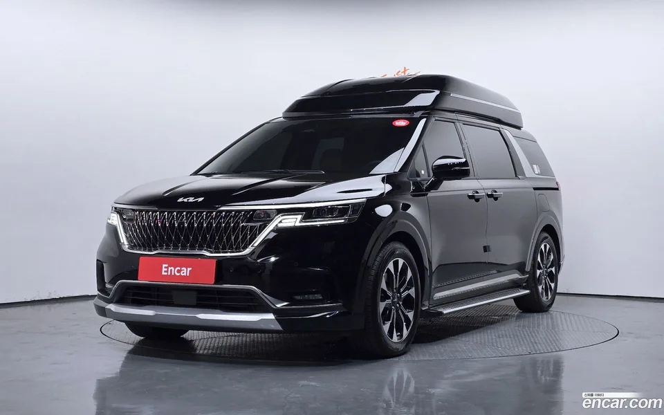 Kia Carnival 4 2023 — фото 1, купить с доставкой в Москву