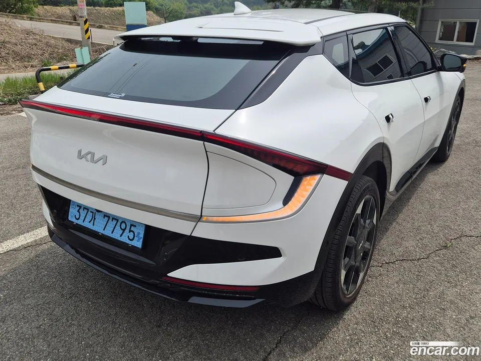 Kia EV6 2WD 2024 — миниатюра 2