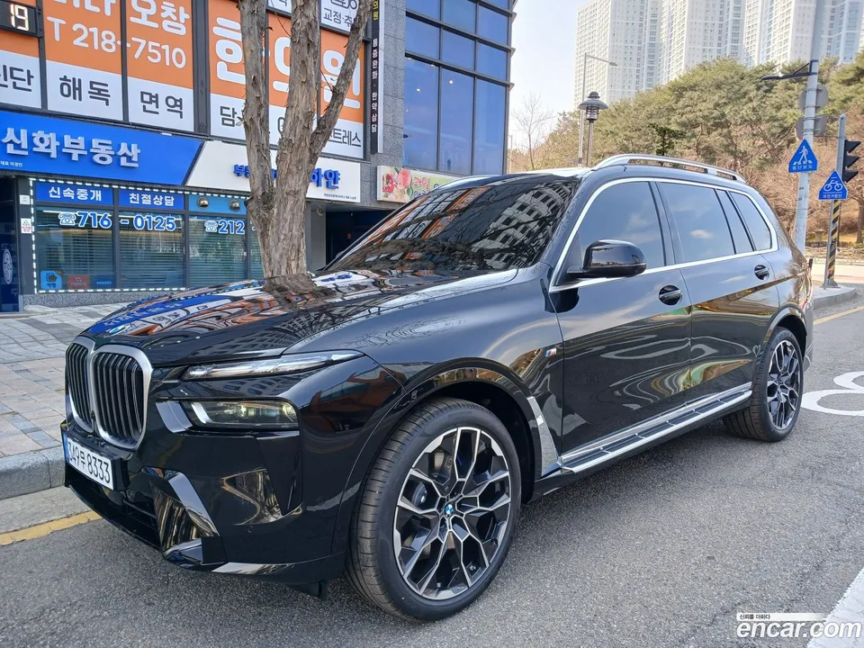 BMW X7 xDrive 40i M 6 2026 — миниатюра 2