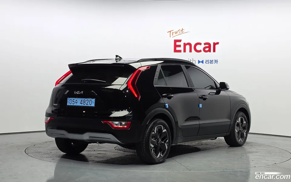 Kia Niro EV 2023 — миниатюра 2