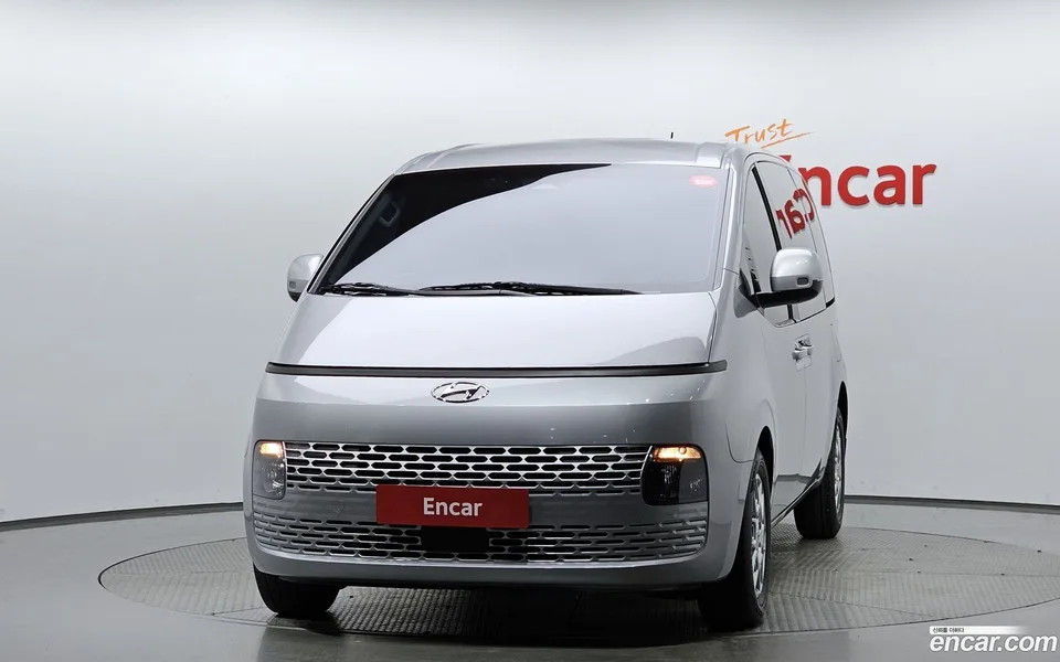 Hyundai Staria 3 2022 — миниатюра 3
