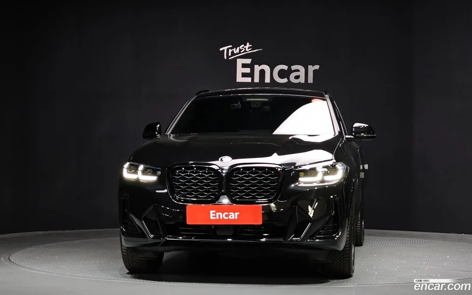 BMW X4 xDrive20i M 2023 — миниатюра 3