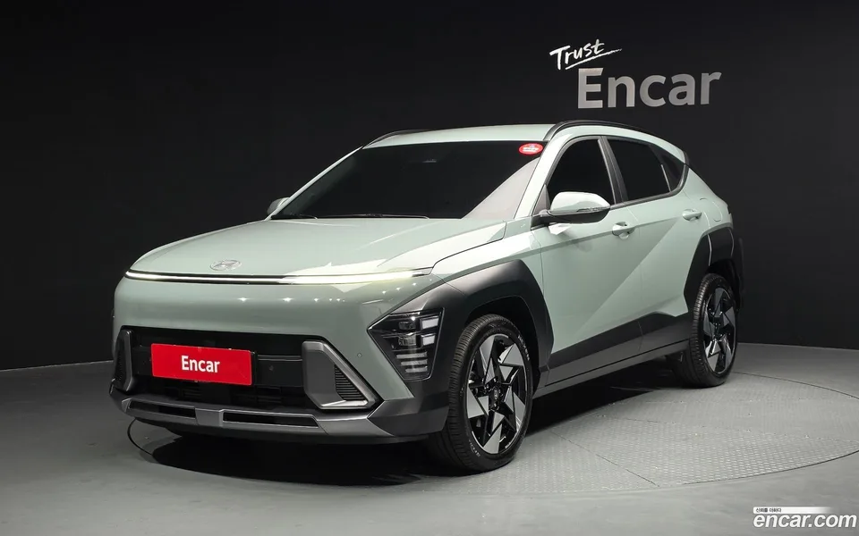 Hyundai Kona 1.6 2WD 2023 — фото 1, купить с доставкой в Москву