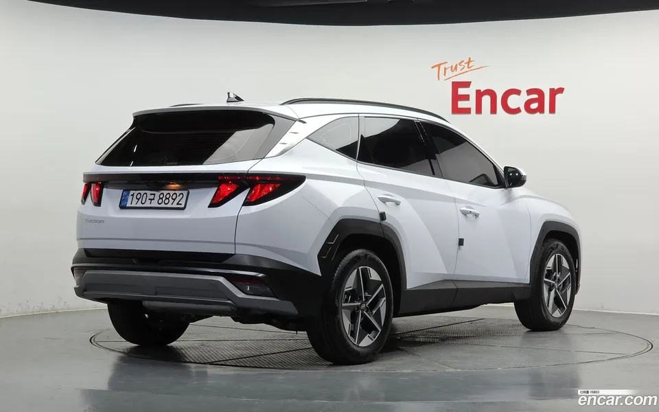 Hyundai Tucson NX4 1.6 2WD 2025 — миниатюра 2
