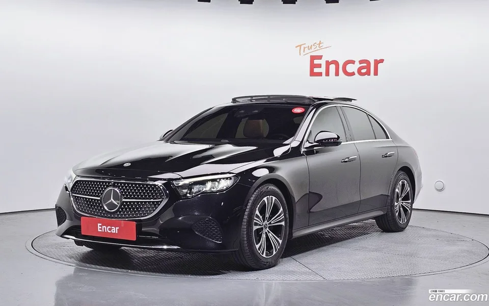 Mercedes-Benz E-Class E200 2024 — фото 1, купить с доставкой в Москву