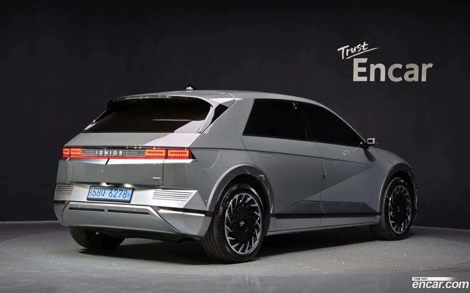 Hyundai Ioniq 5 AWD 2022 — миниатюра 2