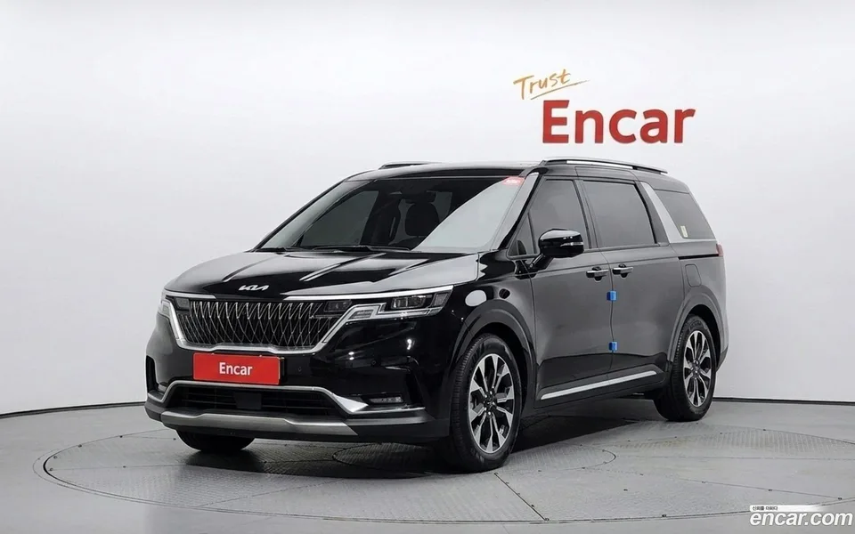Kia Carnival 9 2023 — фото 1, купить с доставкой в Москву
