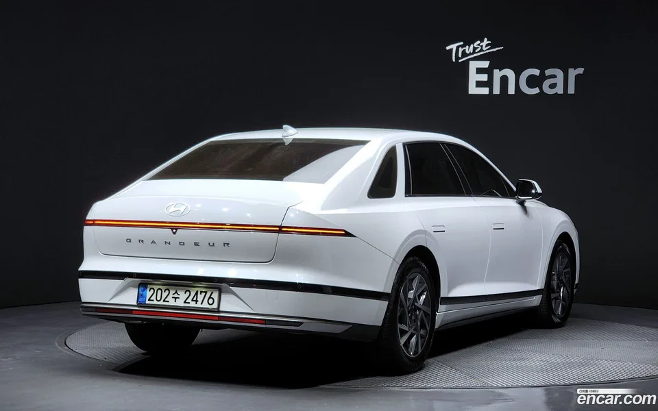 Hyundai Grandeur 2.5 2WD 2023 — миниатюра 2