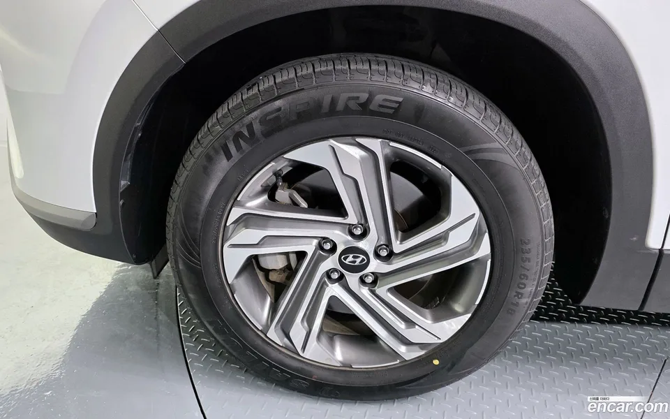 Hyundai SantaFe 2.5T 2WD 2022 — миниатюра 5