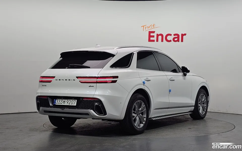 Genesis GV70 2.5T AWD 2024 — миниатюра 2