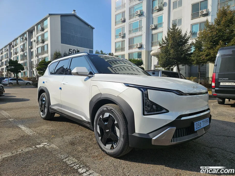 Kia EV5 2WD 2025 — миниатюра 3