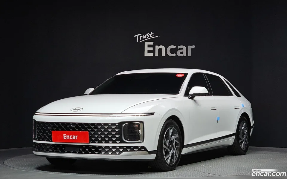 Hyundai Grandeur Hybrid 2023 — фото 1, купить с доставкой в Москву