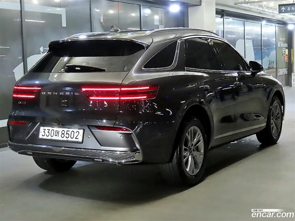 Genesis GV70 2.5T 2WD 2025 — миниатюра 2