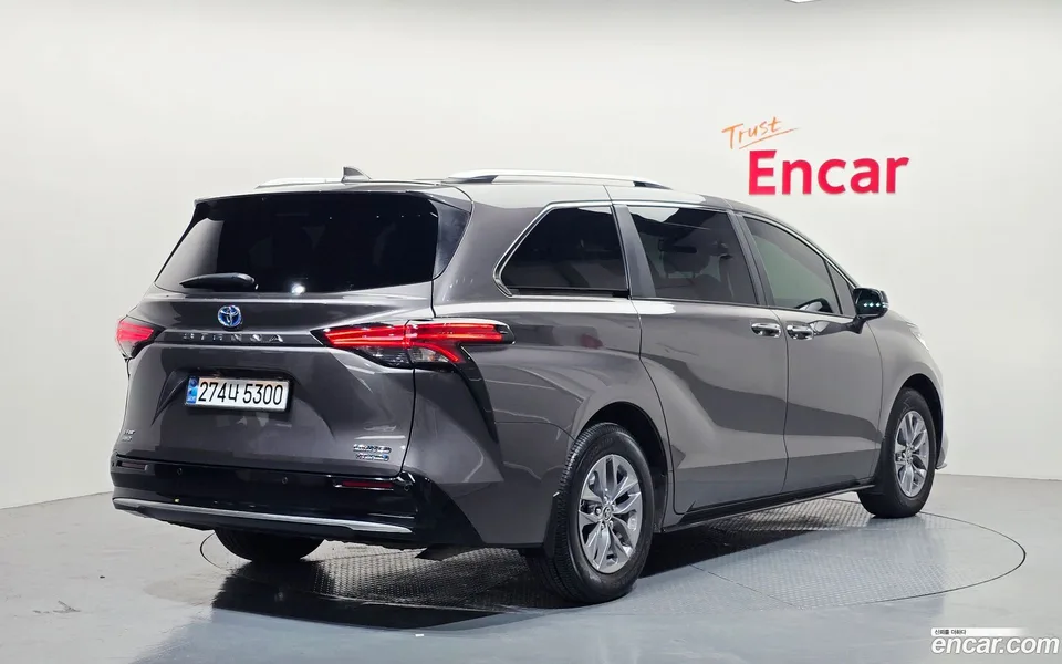 Toyota Sienna 2.5 AWD 2024 — миниатюра 2