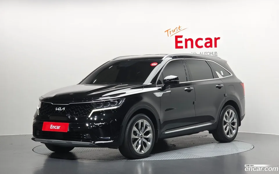 Kia Sorento 2.5T 2WD 2023 — фото 1, купить с доставкой в Москву