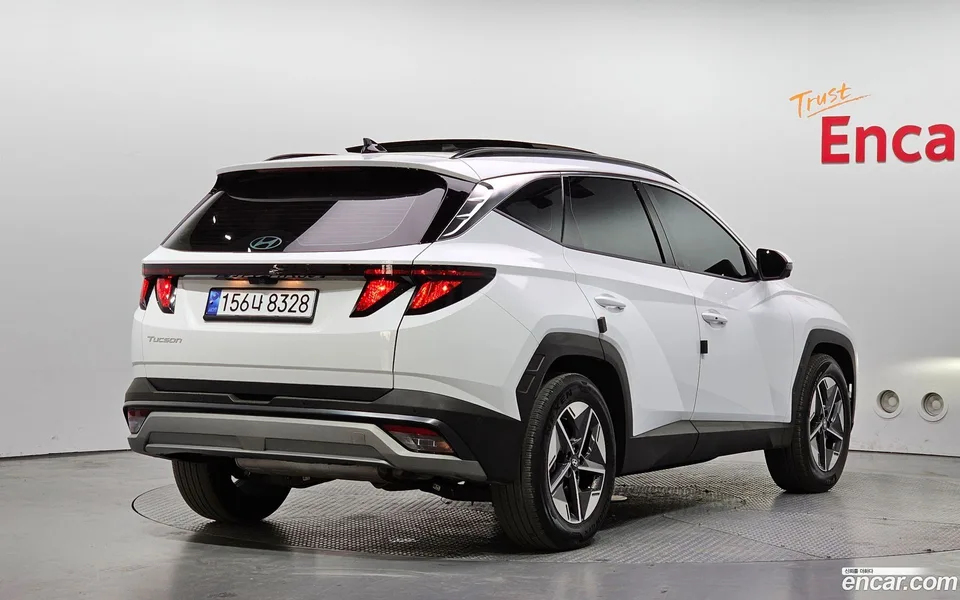 Hyundai Tucson NX4 1.6 2WD 2024 — миниатюра 2