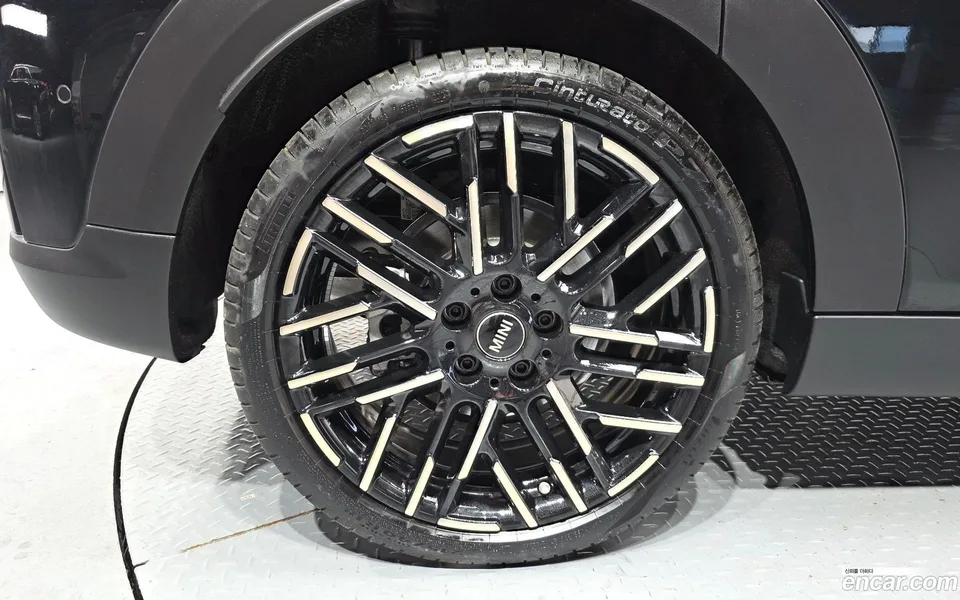 MINI Cooper S 5 2024 — миниатюра 5