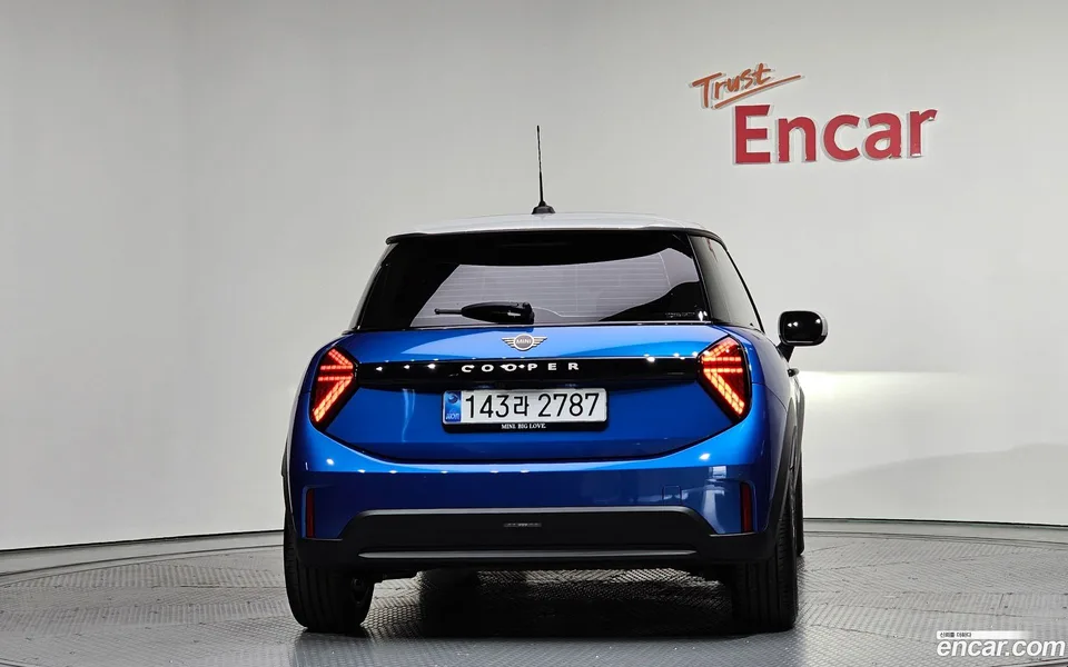 MINI Cooper C 2025 — миниатюра 4