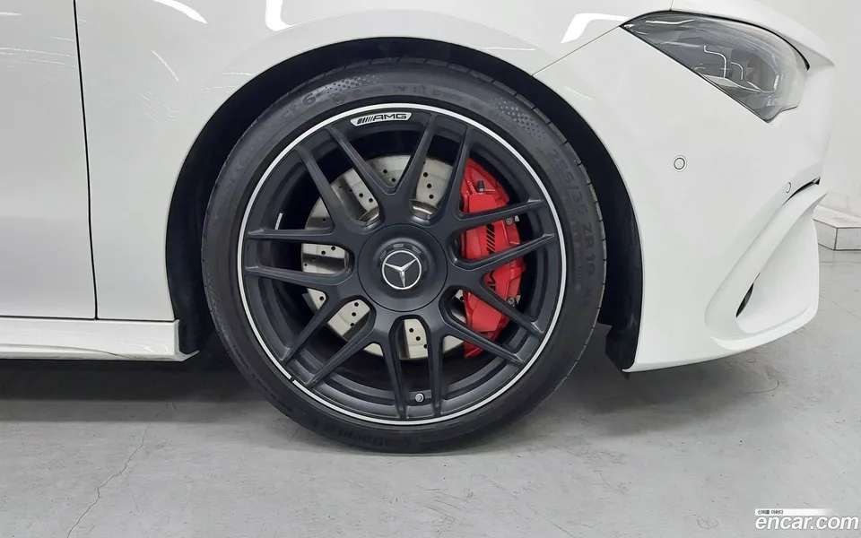 Mercedes-Benz CLA-Class AMG CLA 45 S 4MATIC+ 2024 — миниатюра 4