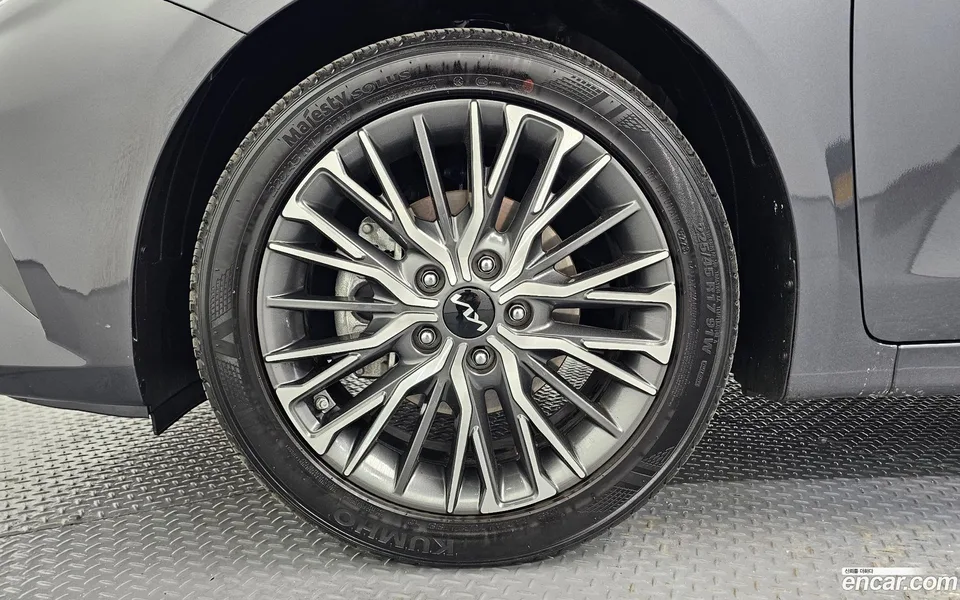 Kia K3 1.6 2024 — миниатюра 5