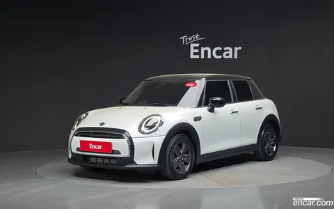 MINI Cooper 2023 купить в Москве