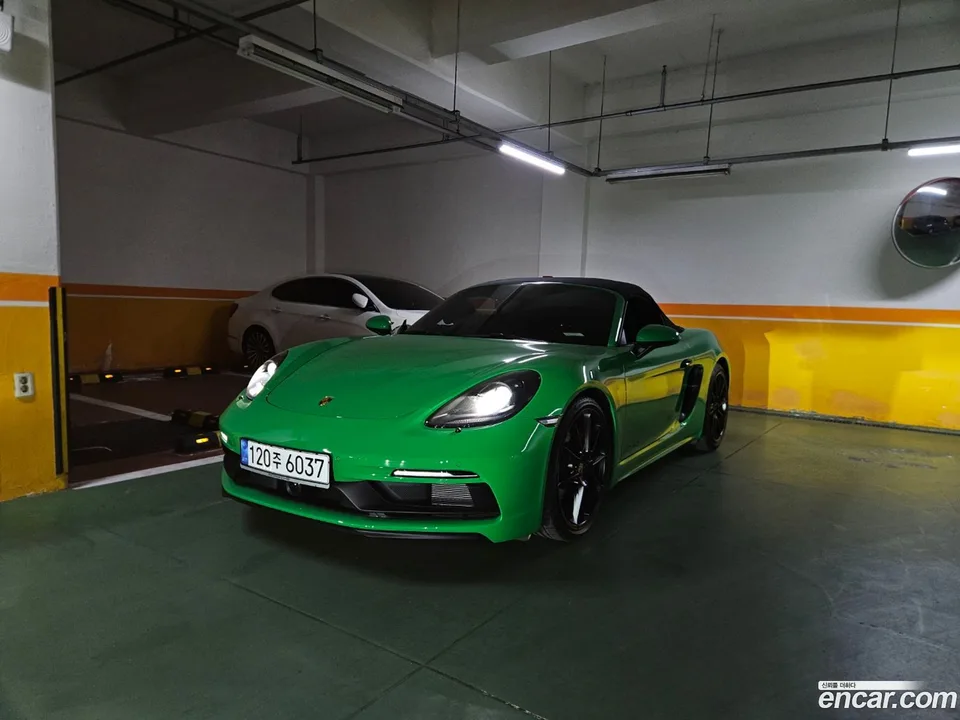 Porsche 718 Boxster 4.0 GTS 2023 — фото 1, купить с доставкой в Москву