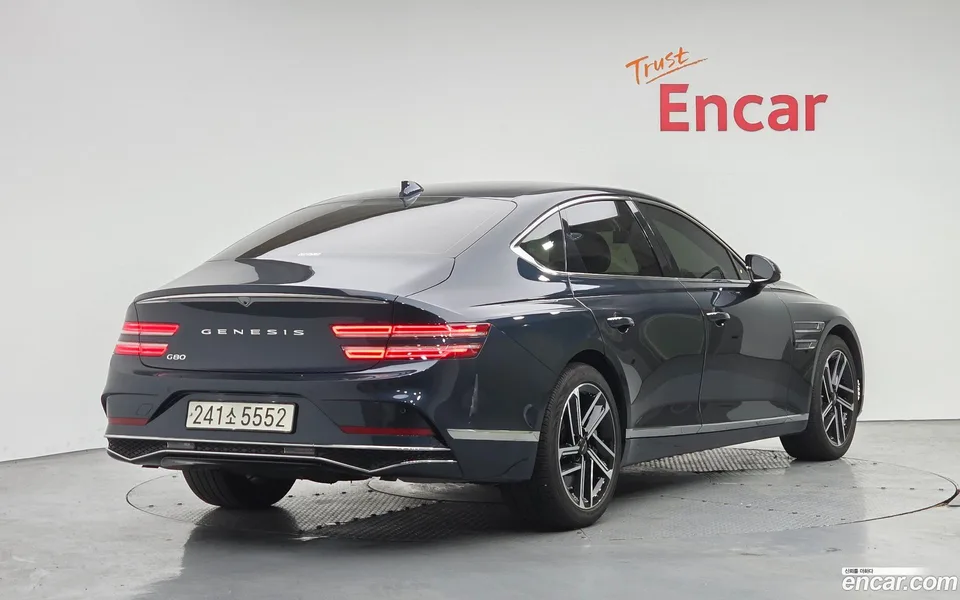 Genesis G80 2.5 2WD 2024 — миниатюра 2