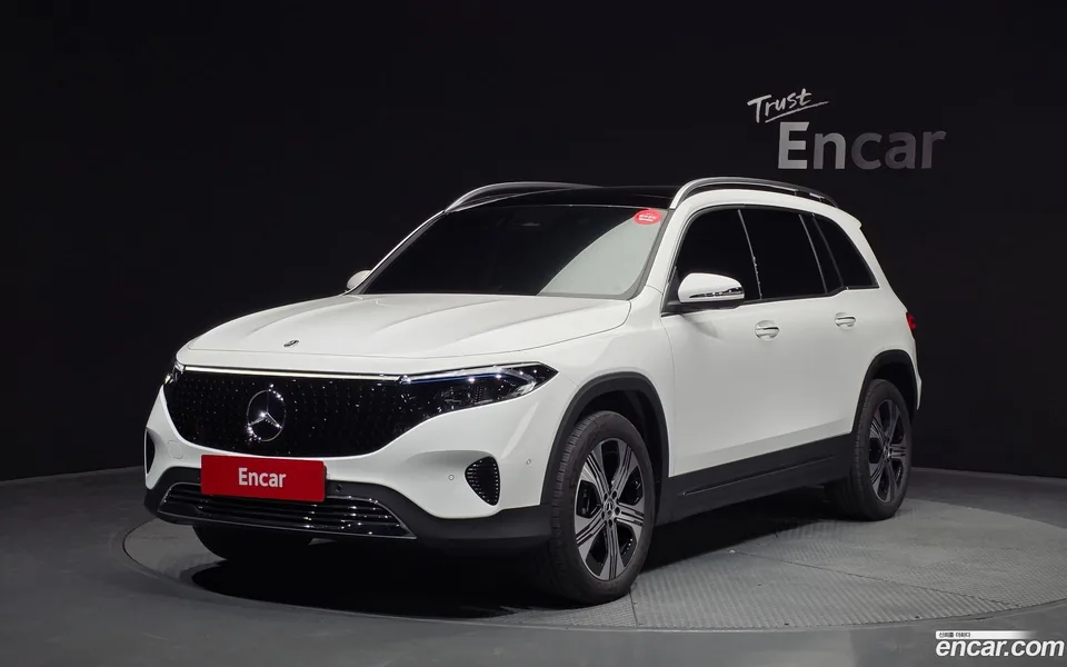 Mercedes-Benz EQB EQB300 4MATIC 2026 — фото 1, купить с доставкой в Москву