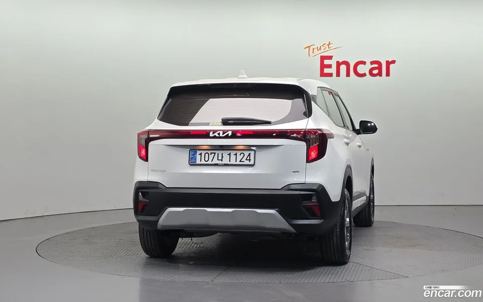 Kia Seltos 2.0 4WD 2024 — миниатюра 4